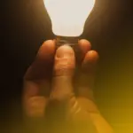 Story do instagram setembro amarelo motivacional amarelo e delicado com flores