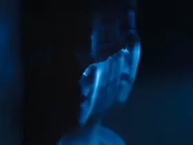A luz azul influencia nossa percepção de perdas e ganhos: com que frequência os cassinos online a utilizam? 3 luz azul